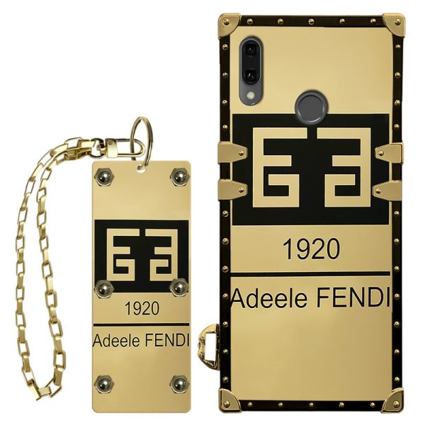 قاب صندوقی مناسب برای گوشی موبایل Y72019 - Y7pro2019 - Y7prime 2019 به همراه آویز (در حد نو) کد ۲۸۰ / طرح فندی